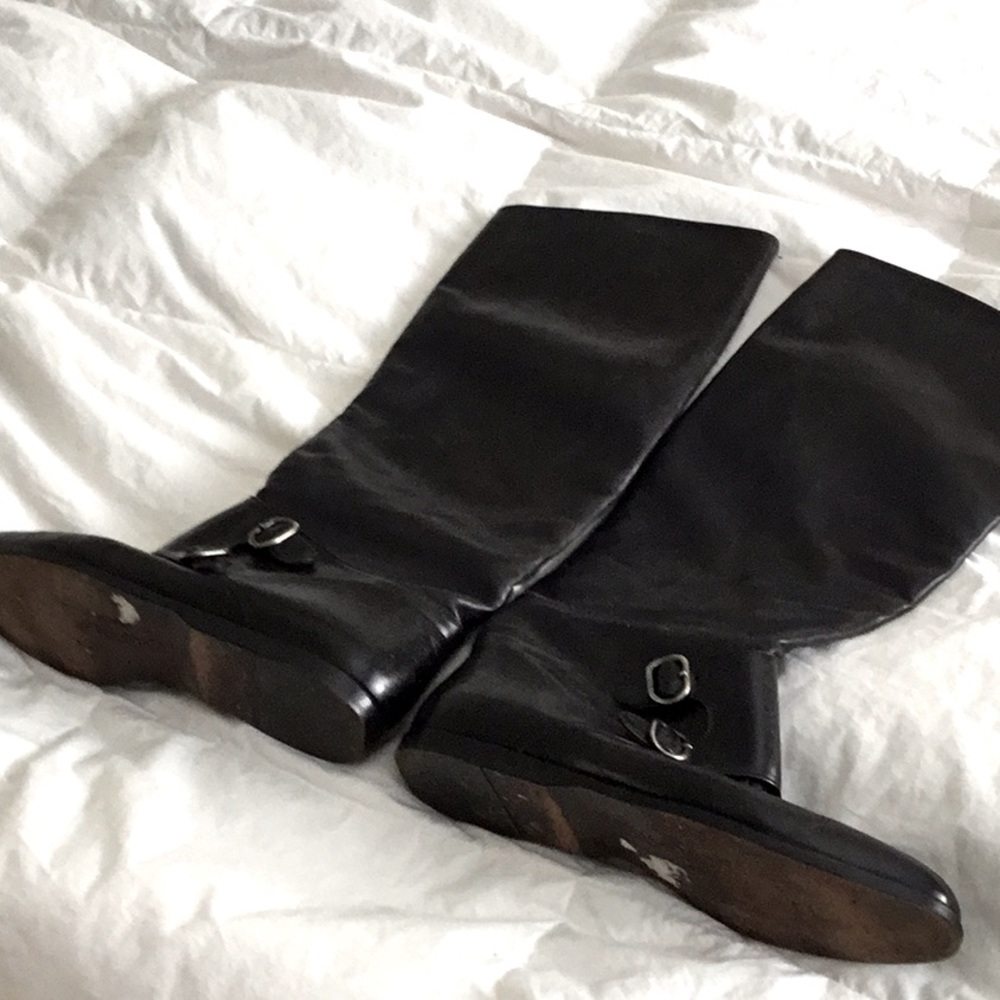 Joan nDavid Black Leather Boot